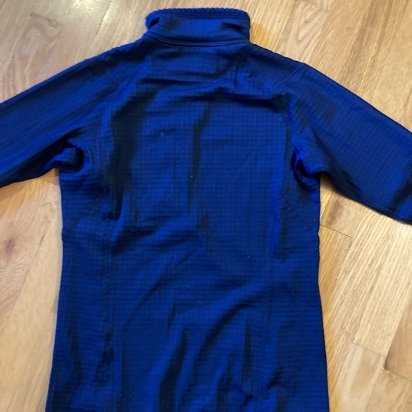 W's Patagonia R1 Grid Fleece - Picture 5 of 5